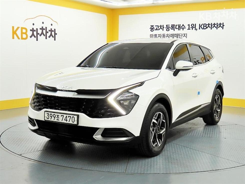 2022 - kia sportage