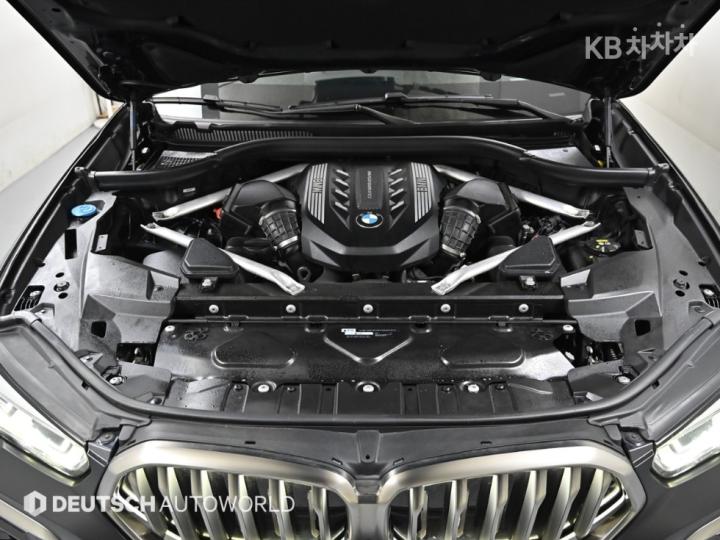 BMW X6 G06 M50i Base Type 7