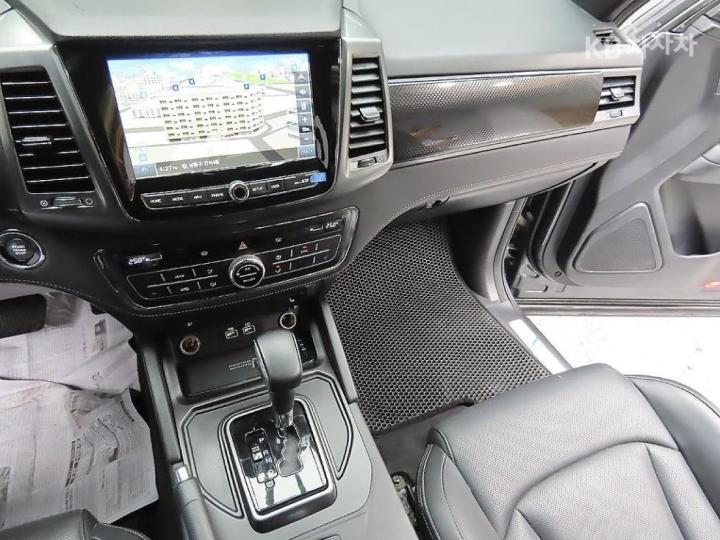 KG Mobility (Ssangyong) Rexton Sport Khan 2.2 4WD Noblesse 8