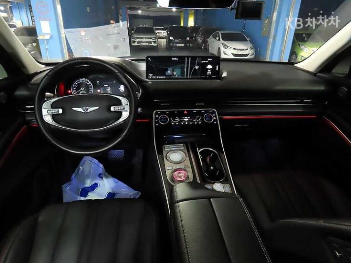 Genesis GV80 2.5 Turbo Gasoline 2WD - фото 5