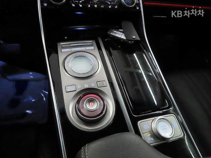 Genesis GV80 2.5 Turbo Gasoline 2WD - фото 11