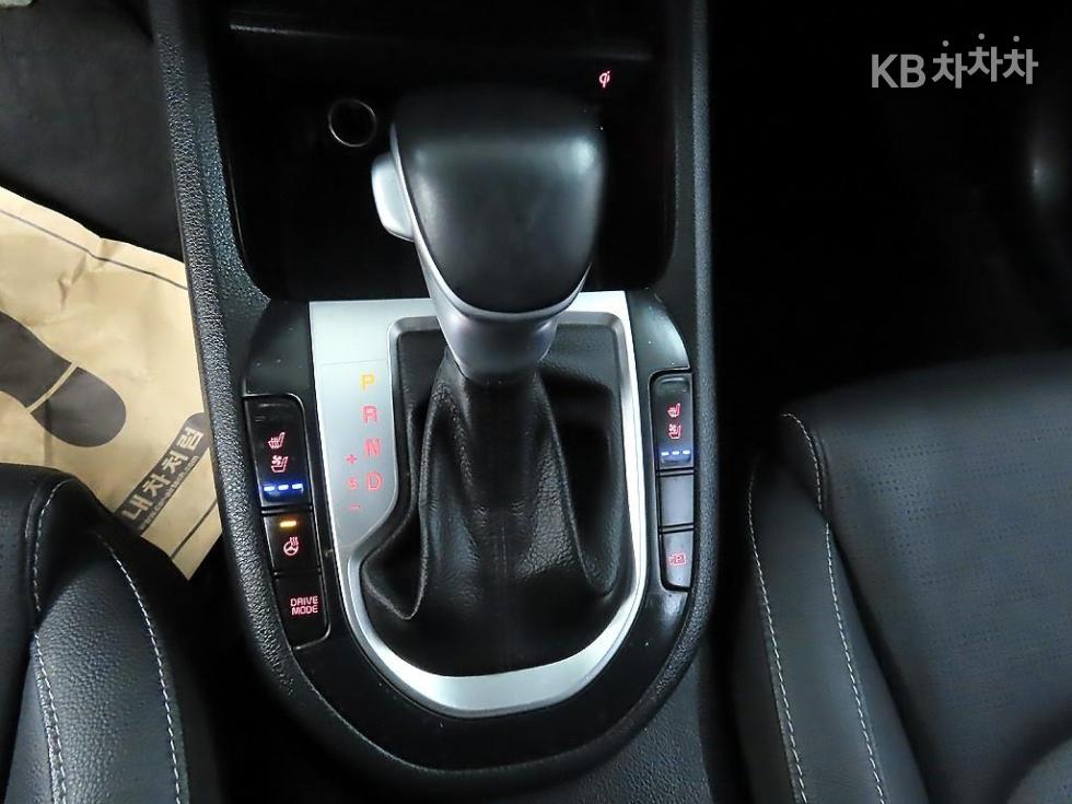 2022 - kia k3