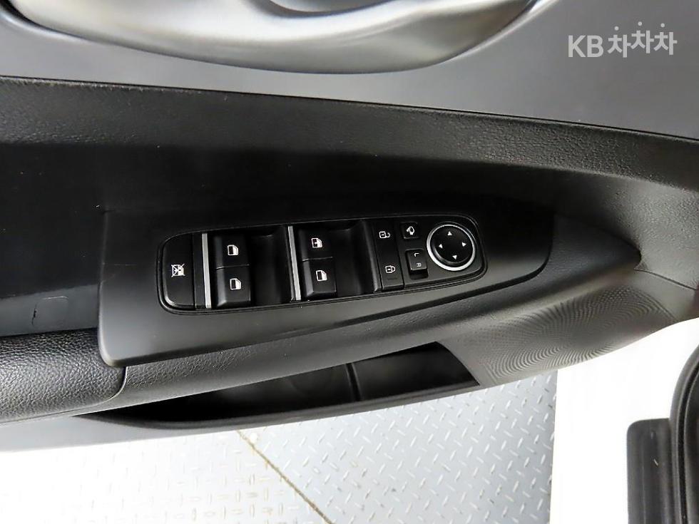 2022 - kia k3
