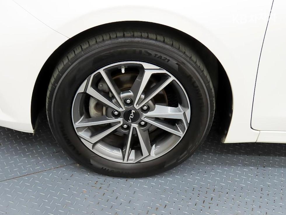 2022 - kia k3