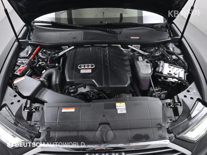 Audi A6 C8 45 TFSI Premium 7
