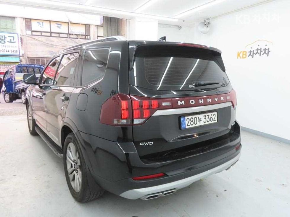 2021 - kia mohave