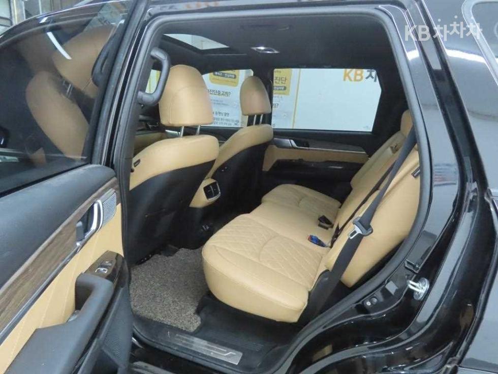 2021 - kia mohave