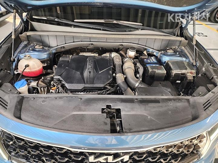 Kia Sorento 2.5 T-GDI 2WD Noblesse 9