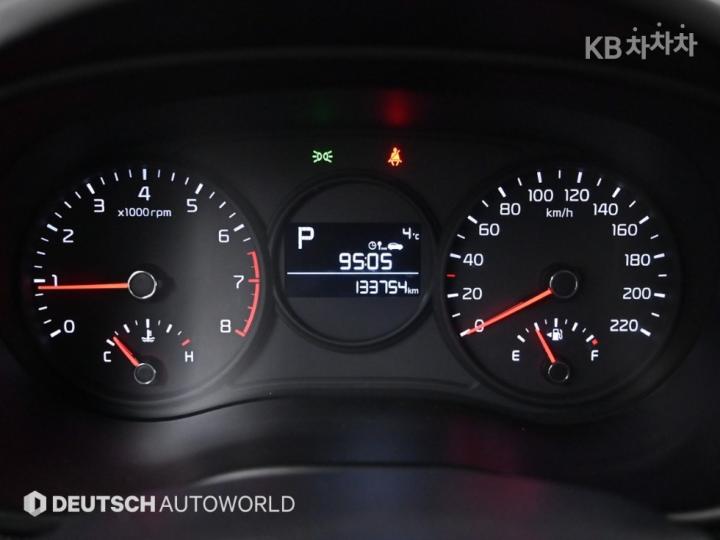 Kia Morning JA LPi Luxury 9