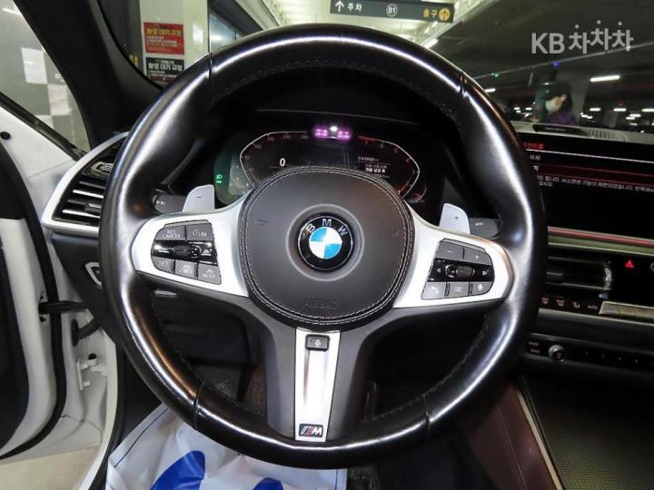 BMW X6 G06 xDrive 40i M Sport Package 9