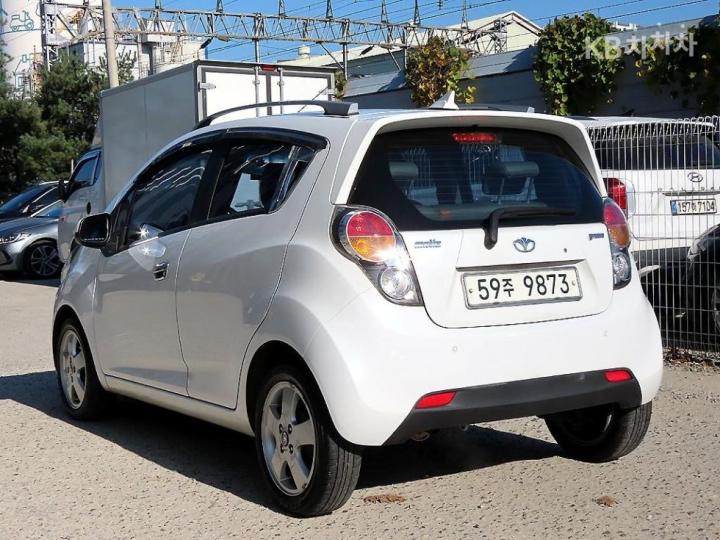 Chevrolet Matiz CREATIVE GROOVE Star 4