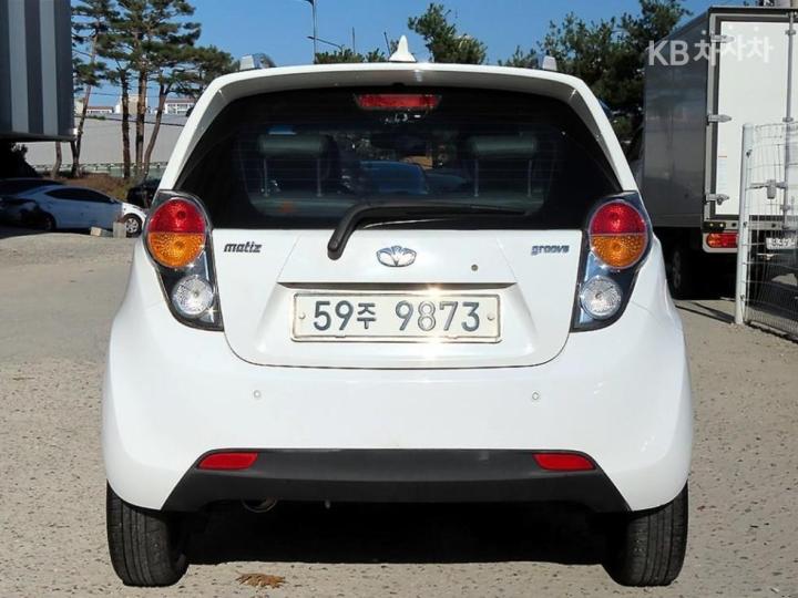 Chevrolet Matiz CREATIVE GROOVE Star 5