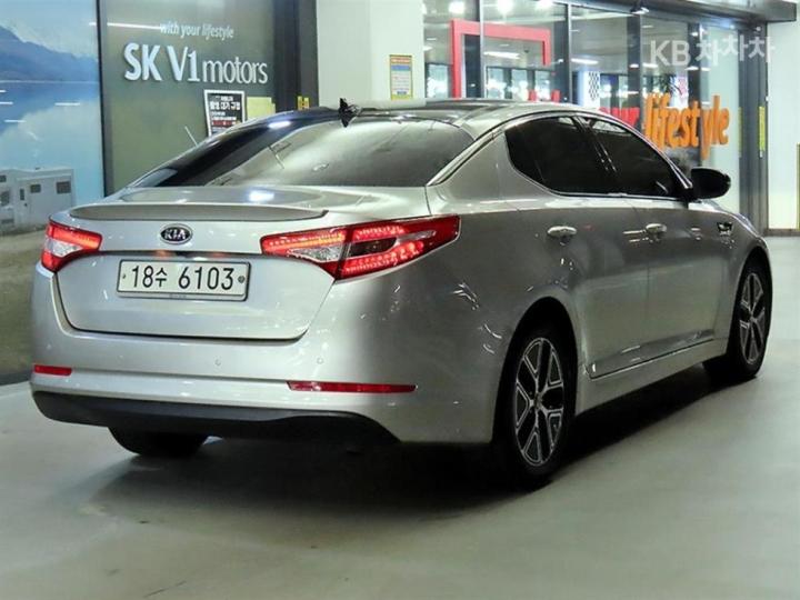 Kia K5 Hybrid Prestige 5