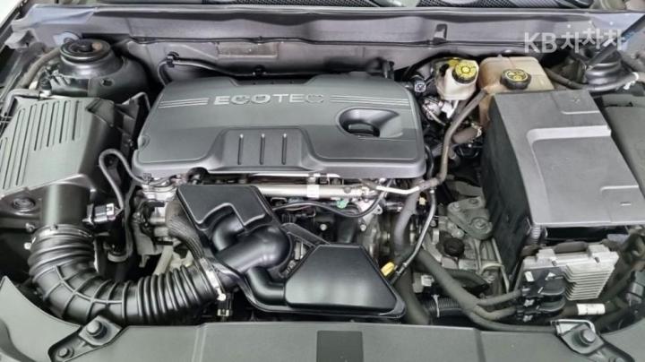 Chevrolet Malibu 2.0 LT Deluxe Pack 9