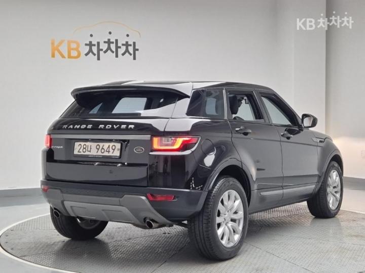 Land Rover Range Rover Evoque 2.0 TD4 SE 4
