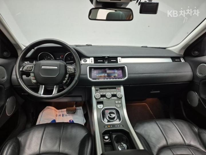 Land Rover Range Rover Evoque 2.0 TD4 SE 8