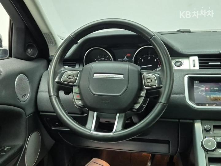 Land Rover Range Rover Evoque 2.0 TD4 SE 10