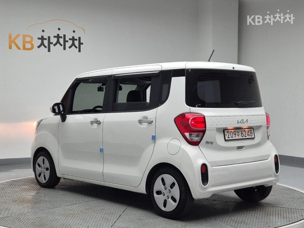 2022 - kia ray