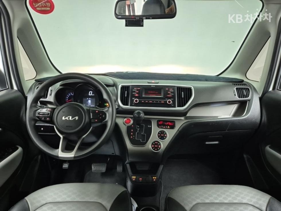 2022 - kia ray