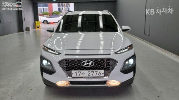 Hyundai Kona 1.6 Turbo Premium 4