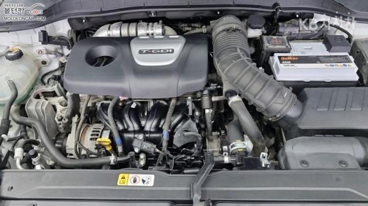 Hyundai Kona 1.6 Turbo Premium 9