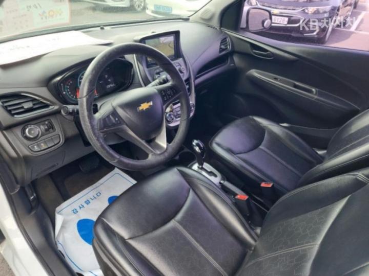 Chevrolet Spark The Next LT Plus 8