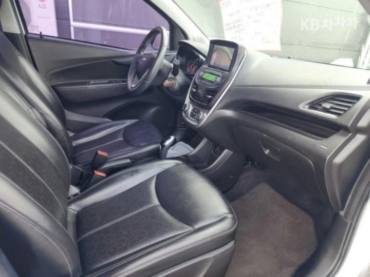 Chevrolet Spark The Next LT Plus 10