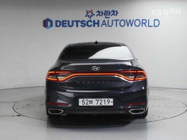 Hyundai Grandeur IG Hybrid Exclusive Special 5