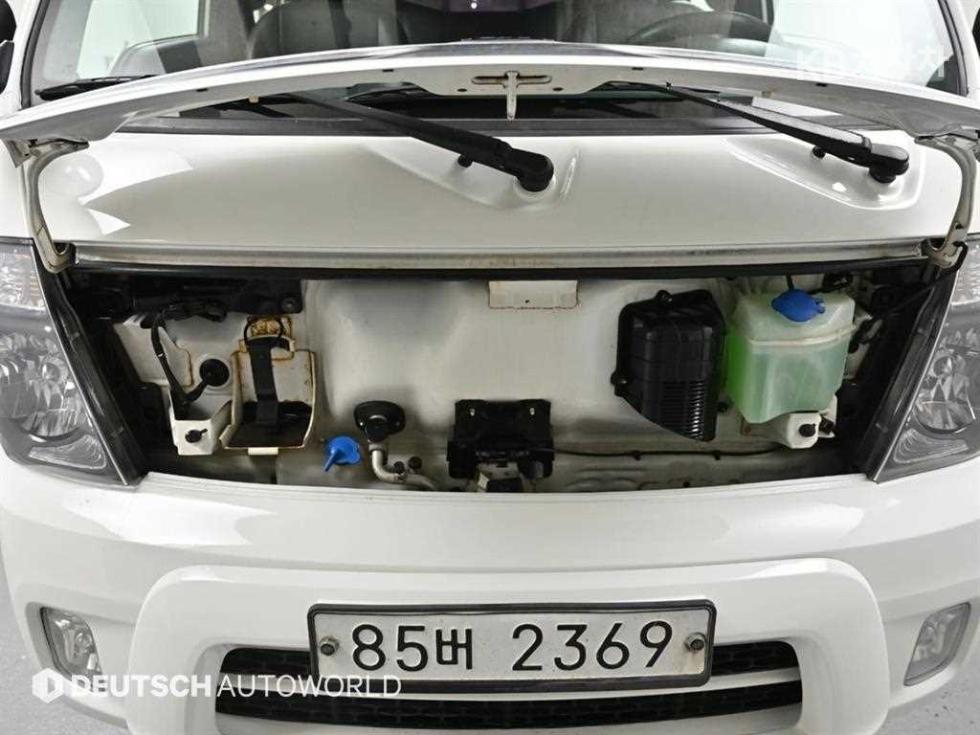2014 - kia bongo iii