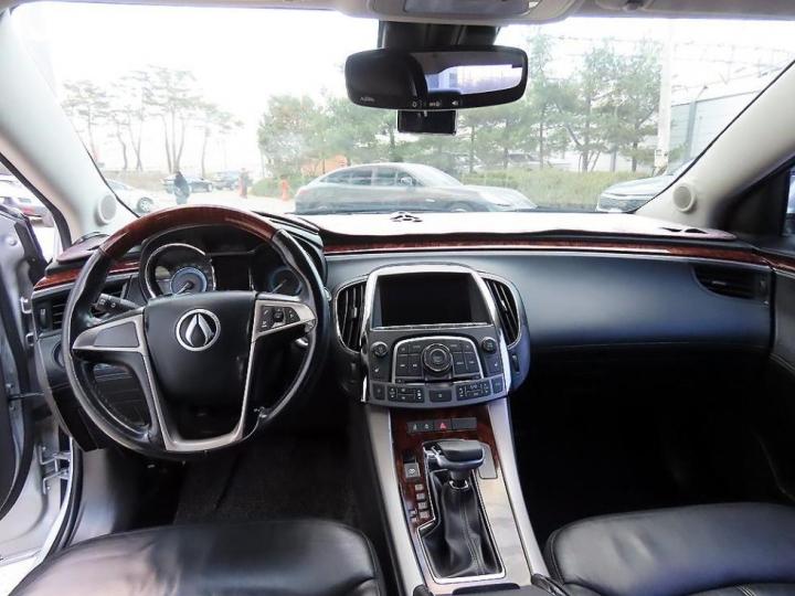 Chevrolet Alpheon EL240 Premium 8