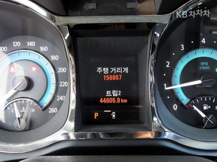 Chevrolet Alpheon EL240 Premium 10