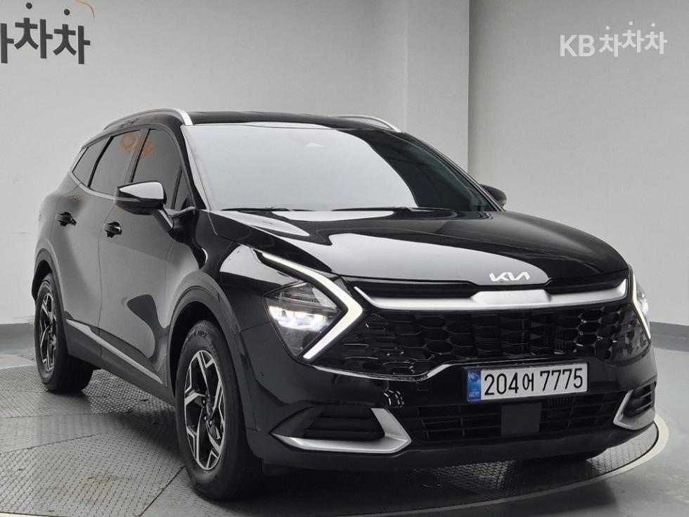 2022 - kia sportage