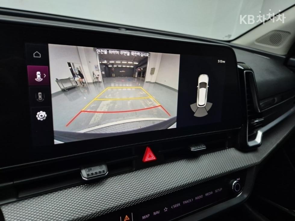 2022 - kia sportage