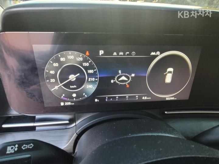 Kia Carnival D2.2 Prestige 6