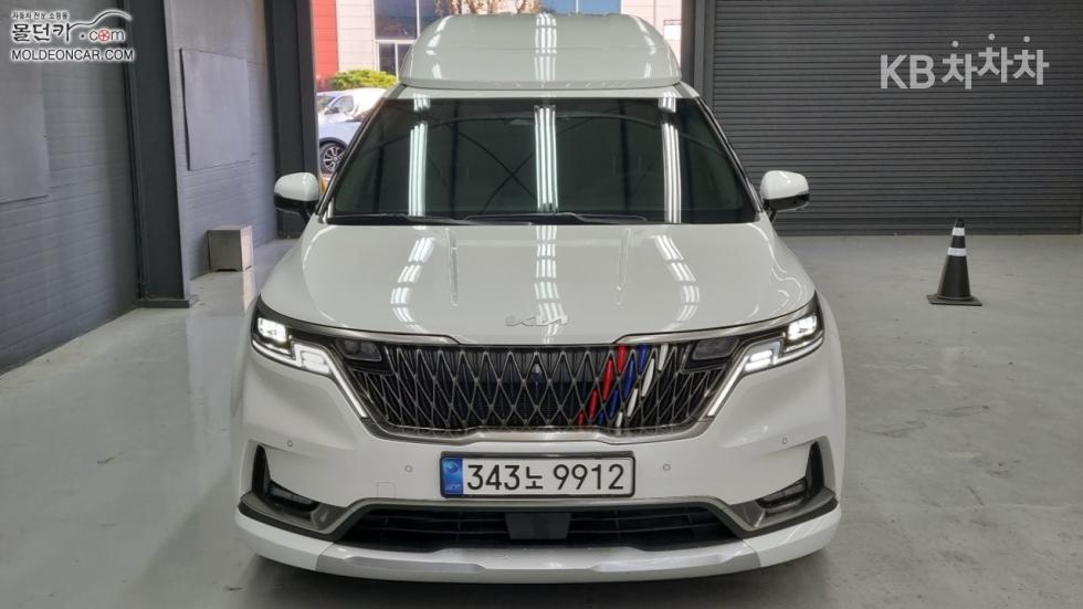 2023 - kia carnival