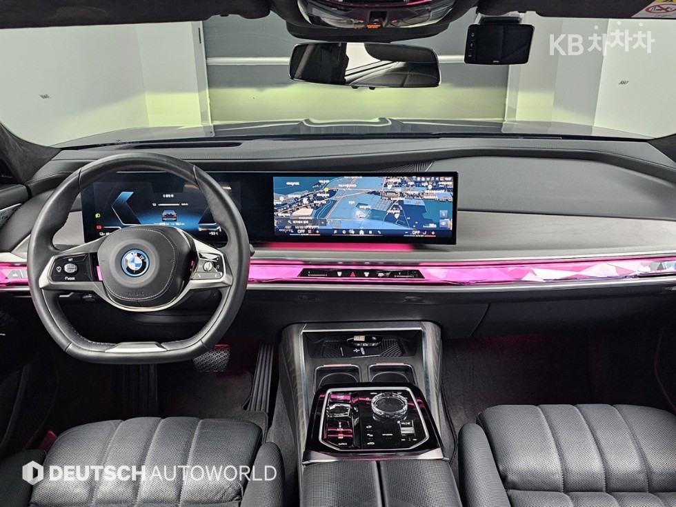 BMW i7 — miniaturë 7
