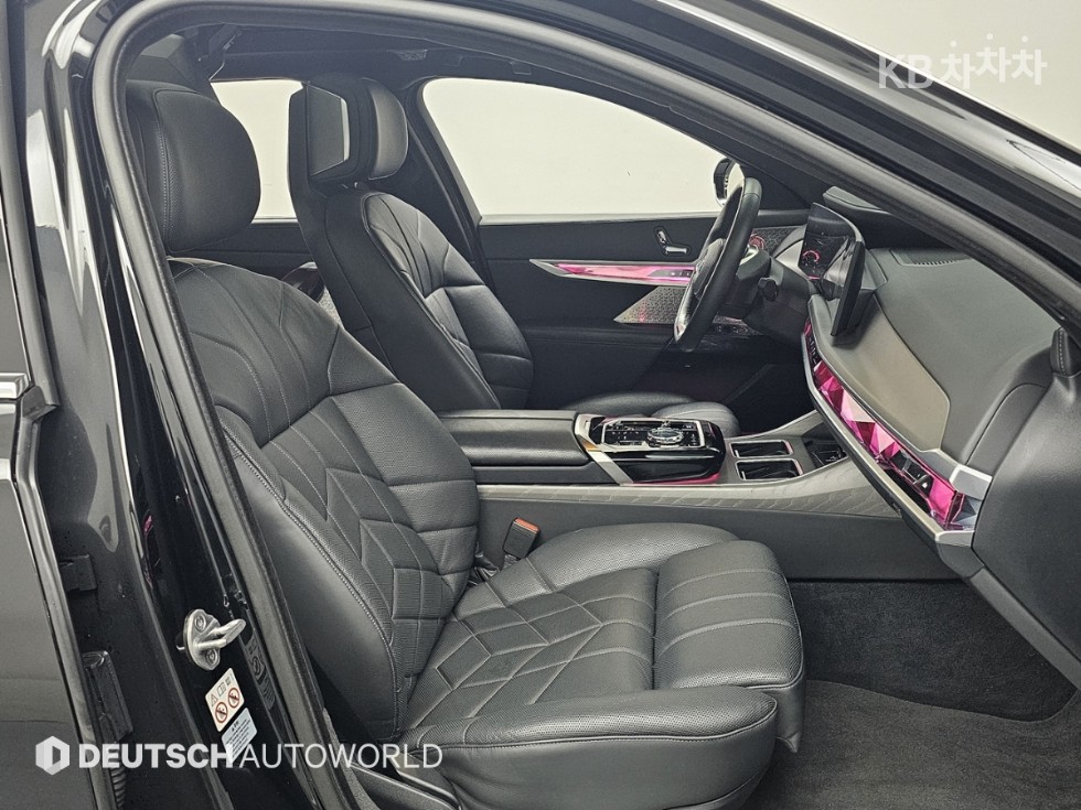 BMW i7 — miniaturë 10