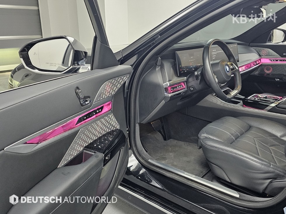 BMW i7 — miniaturë 11