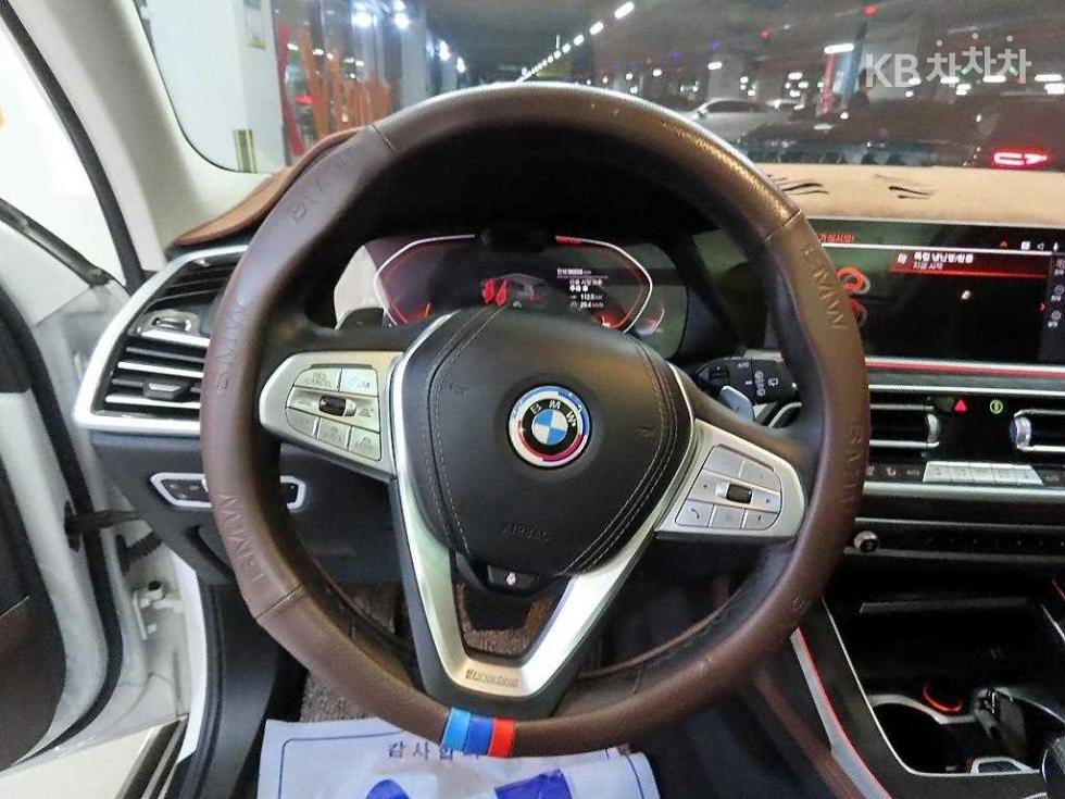 BMW X7 — miniaturë 8