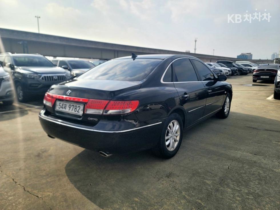Hyundai Grandeur — miniaturë 9