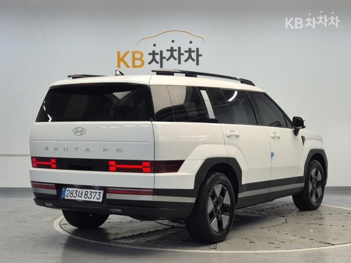 Hyundai Santa Fe 1.6T HEV 2WD Prestige Plus - фото 3