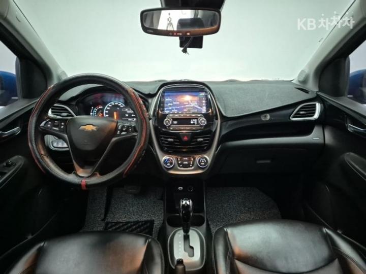 Chevrolet Spark Premier Base Type 8