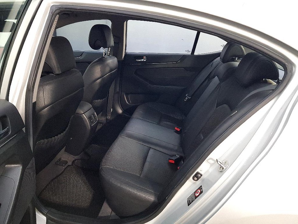 2011 - kia k7