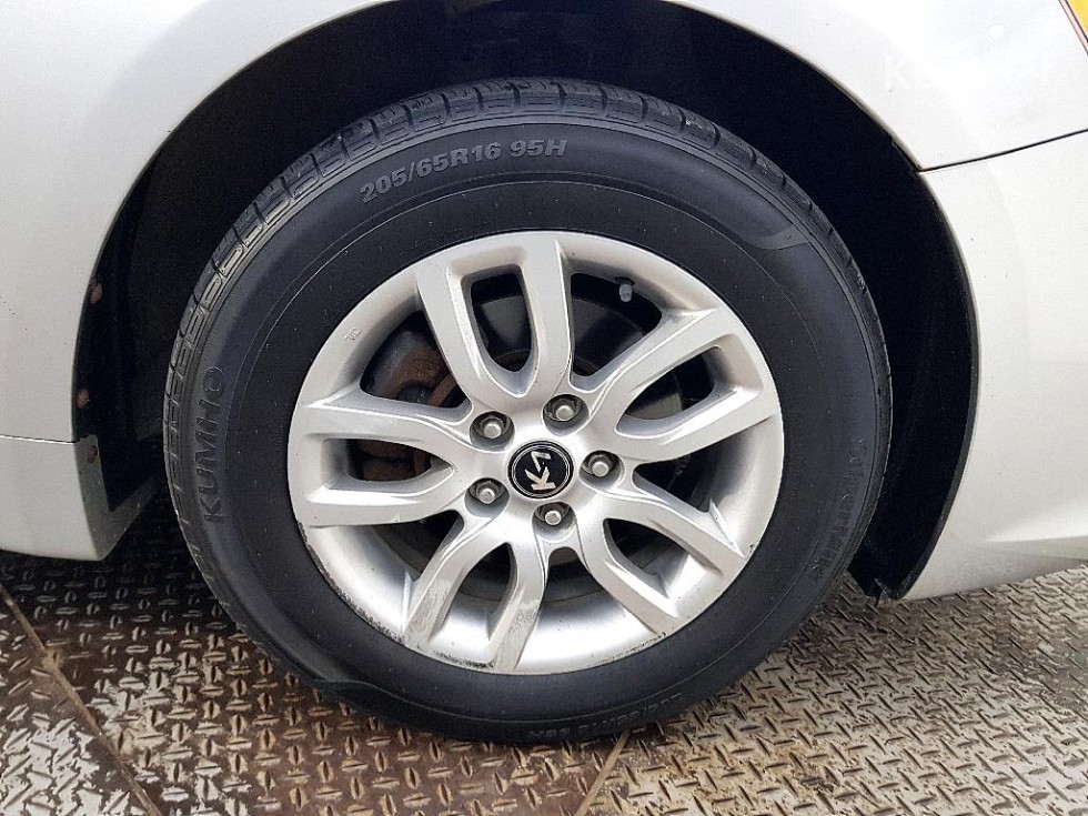 2011 - kia k7