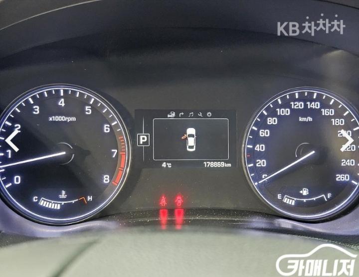 Hyundai Genesis DH G330 Premium AWD 7