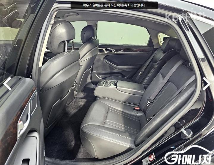 Hyundai Genesis DH G330 Premium AWD 9