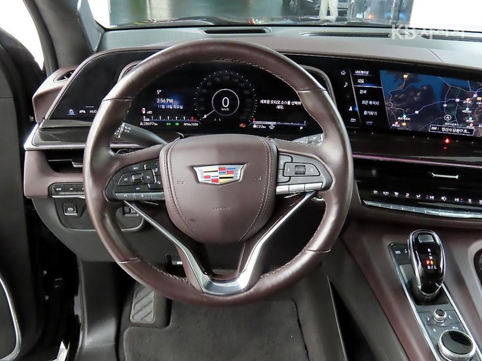Cadillac Escalade — miniaturë 9