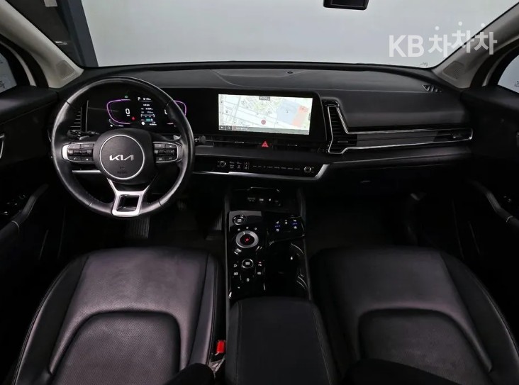 2023 - kia sportage