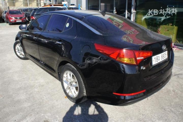 Kia K5 2.0 LPI Deluxe 7