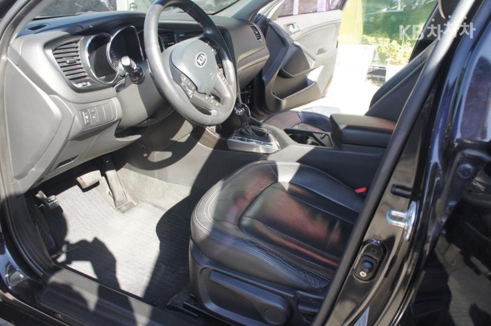 Kia K5 — miniaturë 11